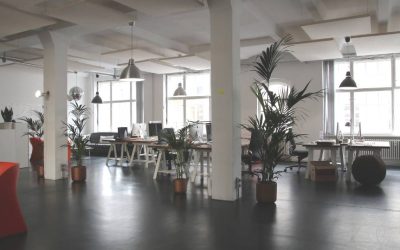 The Best Materials for a Clean Workspace